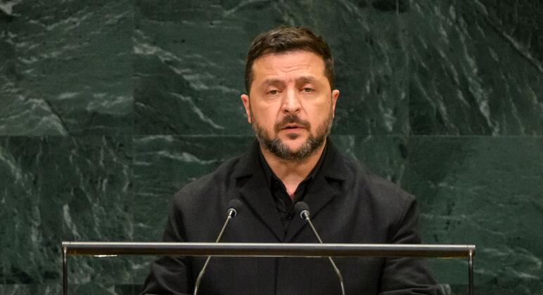 El presidente de Ucrania, Volodymyr Zelenskyy, interviene en el debate general del 81.º período de sesiones de la Asamblea General de las ONU .